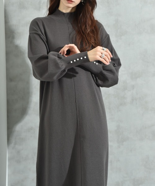 INTERPLANET(インタープラネット)の「袖口BACKパールデザインニットワンピース(ワンピース・レディース・グレー/ブルー/ブラック/チャコールグレー/ネイビー・FREE/LARGE)」の16枚目の写真