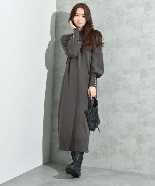 INTERPLANET(インタープラネット)の「袖口BACKパールデザインニットワンピース(ワンピース・レディース・グレー/ブルー/ブラック/チャコールグレー/ネイビー・FREE/LARGE)」の15枚目の写真