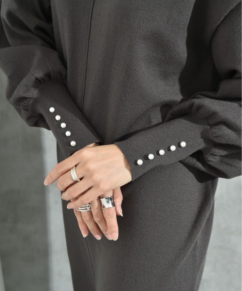 INTERPLANET(インタープラネット)の「袖口BACKパールデザインニットワンピース(ワンピース・レディース・グレー/ブルー/ブラック/チャコールグレー/ネイビー・FREE/LARGE)」の20枚目の写真