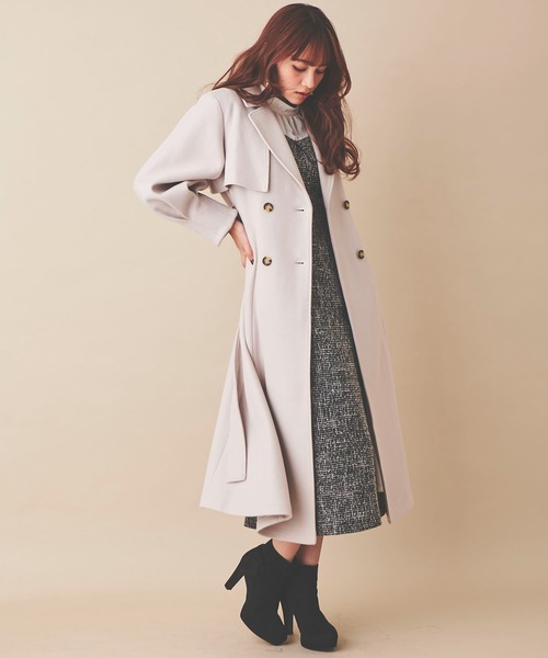 31 Sons de mode（トランテアン　ソン　ドゥ　モード）の「ライトジャージーメルトントレンチコート（トレンチコート・レディース・グリーン/ライトグレー/ブラウン・36/38）」の21枚目の写真