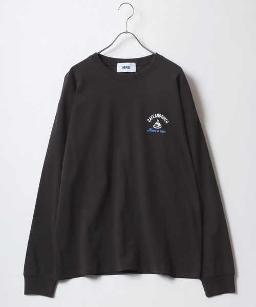 MRU(エムアールユー)の「古着風 ヴィンテージカフェ 袖 バックプリント オーバーサイズ ロンT 長袖Tシャツ トップス レディース メンズ(Tシャツ/カットソー・レディース・ブラック/ホワイト系その他/スミクロ/ホワイト/アッシュグレー/グレー系その他/グレー系その他3/グレー系その他2/ホワイト系その他3/ブラック系その他2/ブラック系その他/ホワイト系その他2・L/LL/M)」の17枚目の写真