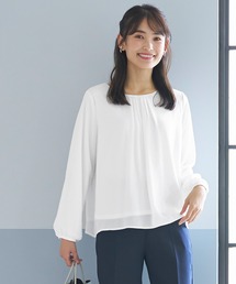 インナー付きパールブラウス