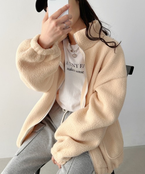 CLEA(クレア)の「ボアフリースハイネックジップアップブルゾン(ブルゾン・レディース・アイボリー/ブラウン・FREE)」の10枚目の写真