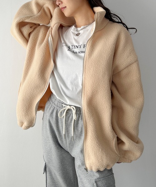 CLEA(クレア)の「ボアフリースハイネックジップアップブルゾン(ブルゾン・レディース・アイボリー/ブラウン・FREE)」の11枚目の写真