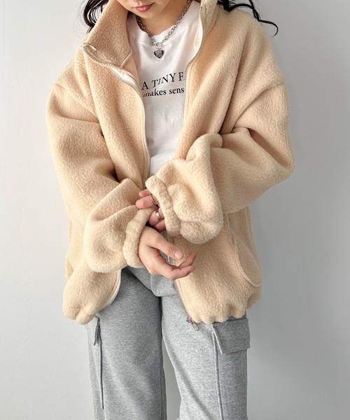 CLEA(クレア)の「ボアフリースハイネックジップアップブルゾン(ブルゾン・レディース・アイボリー/ブラウン・FREE)」の15枚目の写真