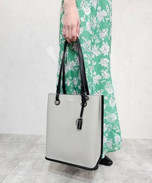 MERCURYDUO（マーキュリーデュオ）の「【MERCURYDUO/マーキュリーデュオ】メタルアイレット　縦長トートバッグ  推し活ラージバッグ 縦長ショルダーバッグ（トートバッグ）」