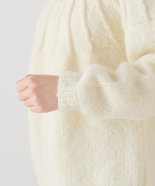 yuni ネパールハンドニット　求心プルオーバー yuni ネパールハンドニット求心プルオーバー - メルカリ