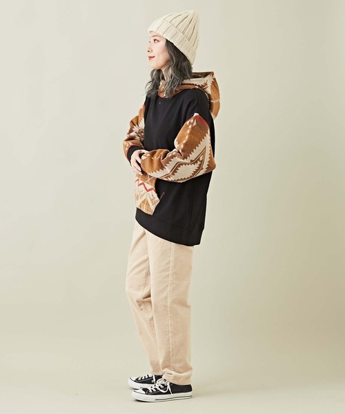 CUBE SUGAR（キューブシュガー）の「スウェット×ジャガードプルオーバーパーカー（パーカー・レディース・ナチュラル/ブラック/カーキ・M）」の8枚目の写真