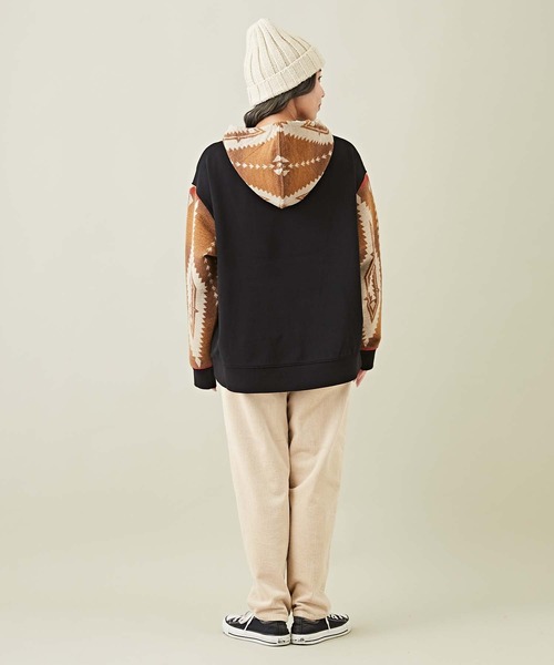 CUBE SUGAR（キューブシュガー）の「スウェット×ジャガードプルオーバーパーカー（パーカー・レディース・ナチュラル/ブラック/カーキ・M）」の9枚目の写真