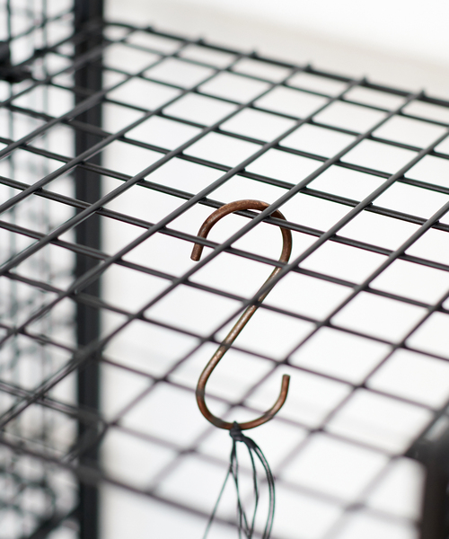 journal standard Furniture （ジャーナルスタンダードファニチャー）の「PAXTON MESH RACK 3 GRID パクストン メッシュ ラック 3（家具・レディース・その他・FREE）」の8枚目の写真