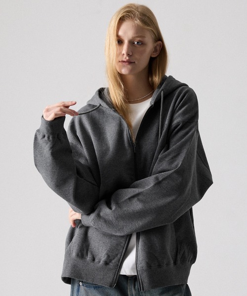 CLEL(クレイル)の「【CLEL】Heavy Weight Logo Embroidered Full-Zip Hoodie/ヘビーウェイト ロゴ刺繍フルジップパーカー(パーカー・メンズ・ブラック/チャコールグレー/ナチュラル/ブラウン系/グレー系/ブラック系/ブルー系/グレー系1/ホワイト系1/ネイビー系1/グリーン系1/グレー/レッド系1/ネイビー/グレー系2・M/S/XS/L/XXS)」の8枚目の写真