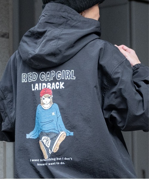 Red Cap Girl(レッドキャプガール)の「【a-r】〔RedCapGirl/レッドキャップガール〕ナイロン バックイラスト フードジャケット(ナイロンジャケット・メンズ・ベージュ/カーキ/ブラック・MEDIUM/LARGE)」の1枚目の写真