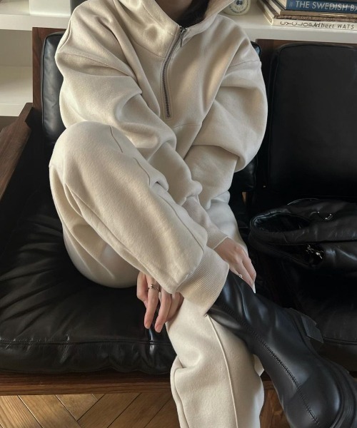 WILLFULLY(ウィルフリー)の「sweat raised back jogger slit PT(スウェットパンツ・レディース・ネイビー/オートミール/ナチュラル/グリーン系その他・FREE)」の17枚目の写真