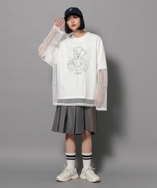 Anui（アニュイ）の「【UNISEX】スクエアメッシュプルオーバー（Tシャツ/カットソー・レディース・オフホワイト/ブラック・MEDIUM）」の7枚目の写真