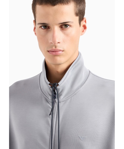 EMPORIO ARMANI（エンポリオアルマーニ）の「【エンポリオ アルマーニ】トラベル エッセンシャル フルジップスウェットシャツ ダブルジャージー（スウェット・メンズ・ネイビー/グレー・LARGE/MEDIUM/SMALL/XX-LARGE）」の3枚目の写真