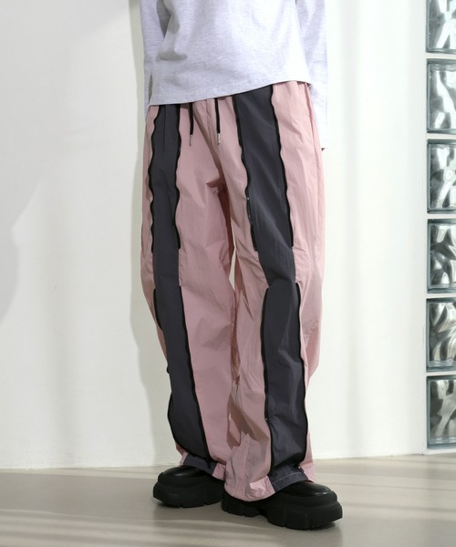 FOLLOWIN（フォロウィン）の「[アウトドアファッション] [ウエストゴムパンツ] Y2Kウェーブジッパーユニーク配色ナイロントラックパンツ（その他パンツ・レディース・ピンク/ブラック・FREE）」の17枚目の写真