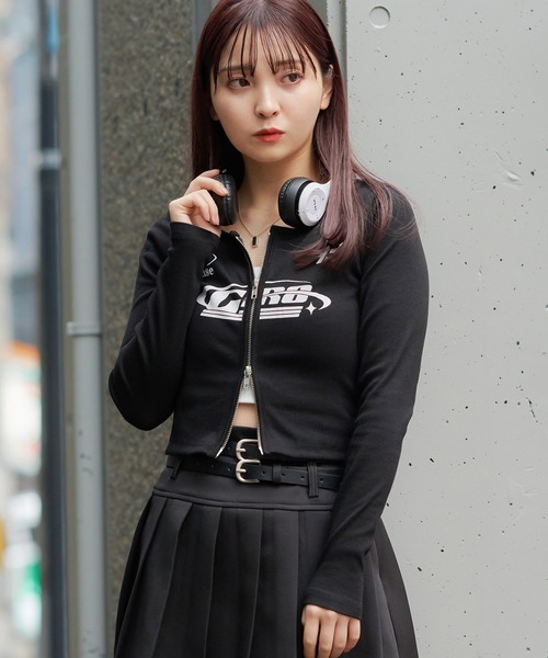 SPINNS(スピンズ)の「ショート丈長袖Wジップカットソー/SPORT(Tシャツ/カットソー・レディース・オフホワイト/ネイビー/ブラック・ONESIZE)」の9枚目の写真