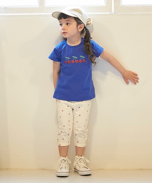 petit main(プティマイン)の「【プティプラ】GIRLS7分丈レギンス(レギンス/スパッツ・キッズ・ブラック/ネイビー/ラベンダー/オフホワイト/ライトグリーン/サックスブルー/マルチ/ブルー・100cm/80cm/90cm/120cm/130cm/110cm)」の2枚目の写真