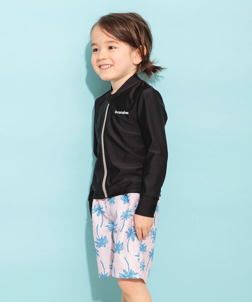 BRANSHES(ブランシェス)の「【水着/SWIM】長袖ラッシュガード(ラッシュガード・キッズ・ブラック/ライトグリーン・150/120/130/110/100/140)」の6枚目の写真