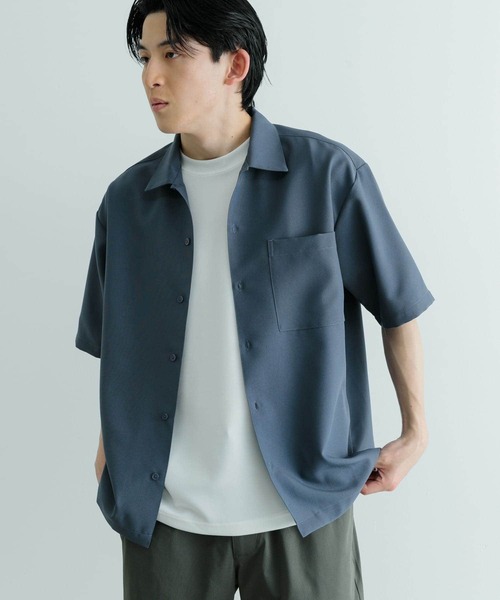ITEMS URBANRESEARCH（アイテムズ アーバンリサーチ）の「『セットアップ対応』吸水速乾 ストレッチトロ 半袖シャツ（シャツ/ブラウス・メンズ・ライトベージュ/ブラック/ブルー・LARGE/MEDIUM）」の8枚目の写真