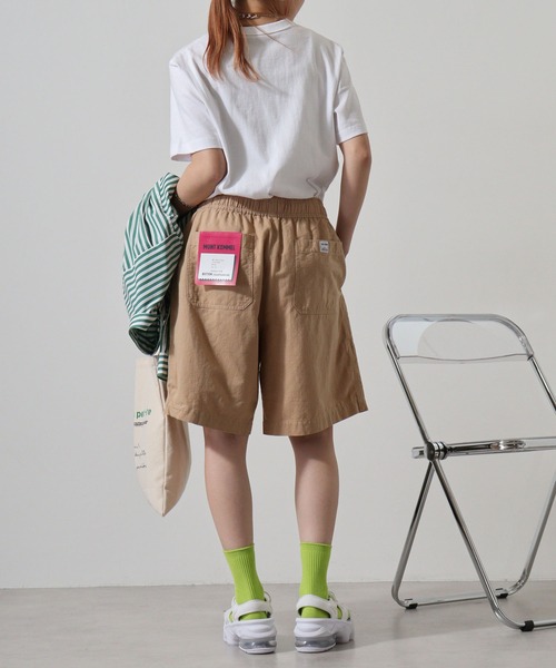 MONT KEMMEL(モンケメル)の「MONT KEMMEL COTTON LINEN TWILL EASY SHRORTS(その他パンツ・メンズ・ベージュ/ネイビー・38/40)」の17枚目の写真