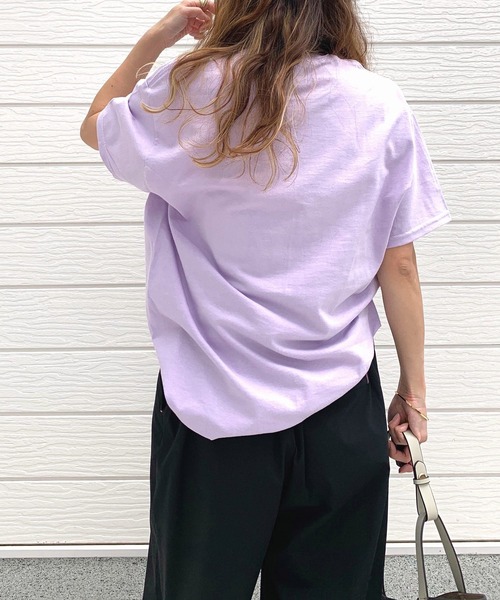 Q（キュー）の「AvecロゴT（Tシャツ/カットソー・レディース・ラベンダー/ブラック/ホワイト・MEDIUM）」の17枚目の写真