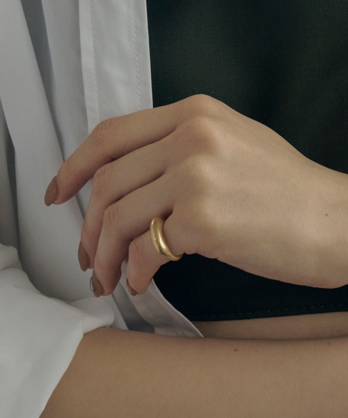 GOLDY(ゴールディ)の「プランプ メタル ピンキー リング(リング・レディース・ゴールド/シルバー系その他/ゴールド系その他/シルバー・FREE)」の4枚目の写真