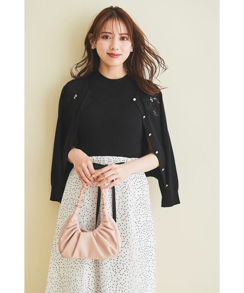 LAISSE PASSE(レッセパッセ)の「リボンブーケ刺繍カーディガン(カーディガン/ボレロ・レディース・ブラック/アイボリー/スモークピンク・MEDIUM)」の1枚目の写真