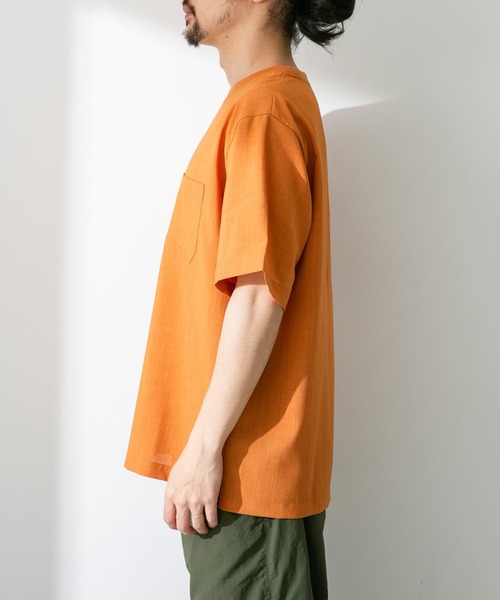 URBAN RESEARCH Sonny Label(アーバンリサーチサニーレーベル)の「リネンタッチ布帛ショートスリーブTシャツ(Tシャツ/カットソー・メンズ・スミクロ/ブラウン/ライトグレー/オレンジ・LARGE/MEDIUM)」の10枚目の写真