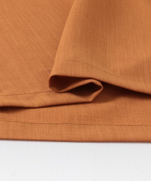 URBAN RESEARCH Sonny Label(アーバンリサーチサニーレーベル)の「リネンタッチ布帛ショートスリーブTシャツ(Tシャツ/カットソー・メンズ・スミクロ/ブラウン/ライトグレー/オレンジ・LARGE/MEDIUM)」の21枚目の写真
