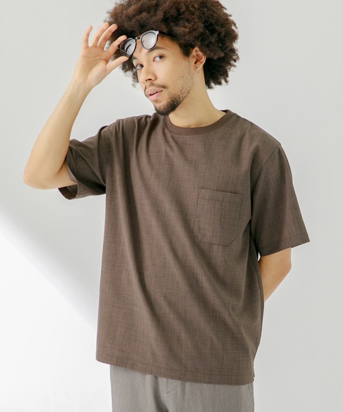 URBAN RESEARCH Sonny Label(アーバンリサーチサニーレーベル)の「リネンタッチ布帛ショートスリーブTシャツ(Tシャツ/カットソー・メンズ・スミクロ/ブラウン/ライトグレー/オレンジ・LARGE/MEDIUM)」の3枚目の写真