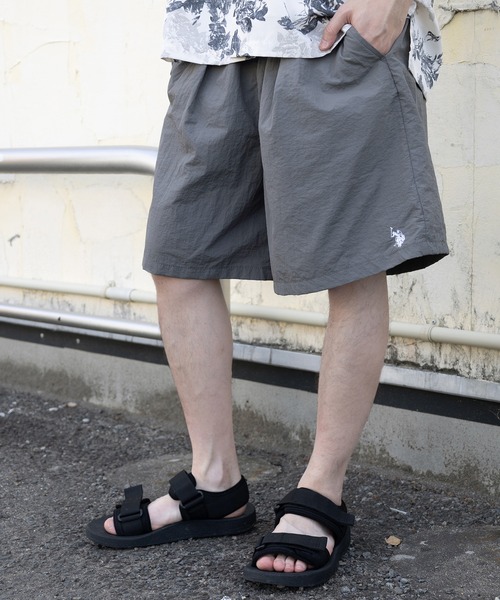 U.S. POLO ASSN.（ユーエスポロアッスン）の「【U.S. POLO ASSN./ユーエスポロアッスン】ワンポイントロゴ刺繍デザイン ビッグシルエット ナイロンバギーショーツ/ ルーズシルエット（その他パンツ・メンズ・グレー/ブラック/カーキ/ベージュ・S/M/L/XL）」の11枚目の写真
