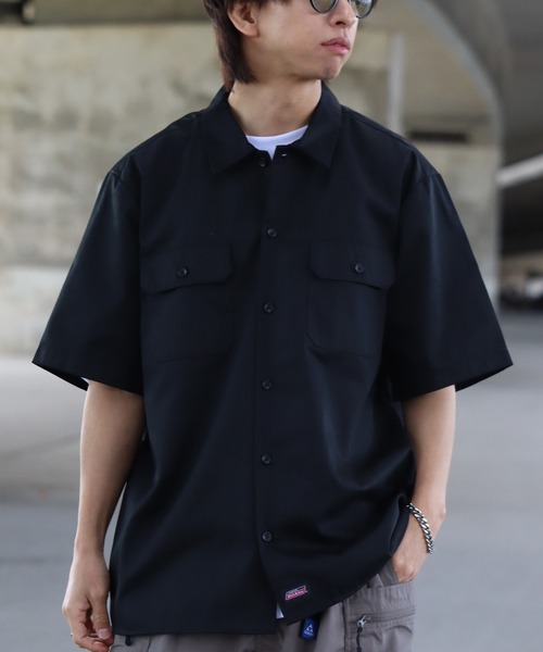 Dickies（ディッキーズ）の「【GENUINE DICKIES/ジェニュインディッキーズ】ツイル 半袖 ワークシャツ（シャツ/ブラウス・メンズ・チャコールグレー/ブラック/ベージュ/カーキ・XL/L/M）」の5枚目の写真