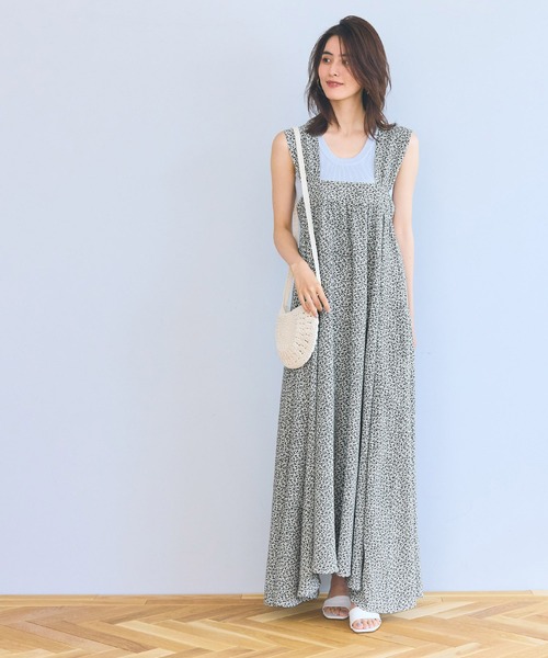 coca(coca)(コカ)の「ショルダーリボン花柄フレアワンピース(ワンピース・レディース・ネイビー/アイボリー・ONE SIZE)」の3枚目の写真