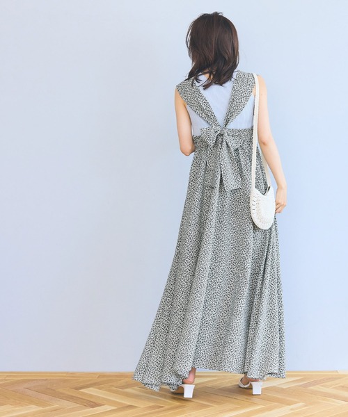 coca(coca)(コカ)の「ショルダーリボン花柄フレアワンピース(ワンピース・レディース・ネイビー/アイボリー・ONE SIZE)」の6枚目の写真