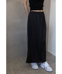 SALTMINT | マットサテンフレアロングスカート ノームコア(スカート)
