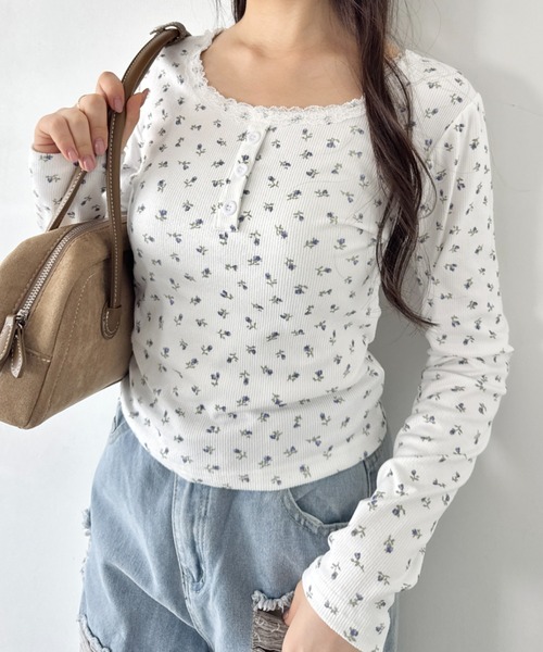 SOLLON.（ソルロン）の「レースフラワーヘンリーネックトップス（Tシャツ/カットソー・レディース・ホワイト/アイボリー・FREE）」の19枚目の写真