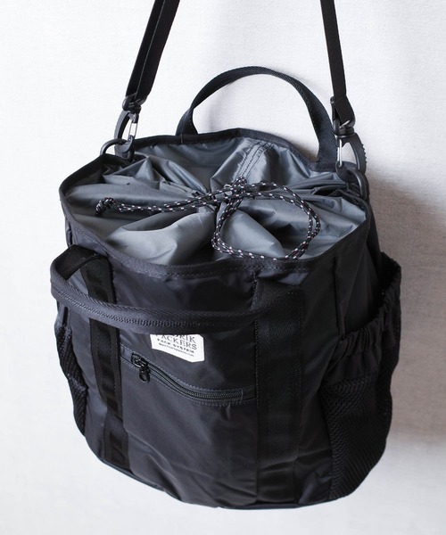 FREDRIK PACKERS(フレドリックパッカーズ)の「『FREDRIK PACKERS』マザーズバッグ 210D TIPI TOTE BAG 210デニール ティピ トートバッグ(トートバッグ・レディース・ベージュ/ブラック/チャコールグレー・FREE)」の22枚目の写真
