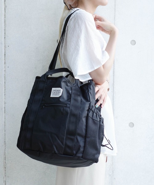 FREDRIK PACKERS(フレドリックパッカーズ)の「『FREDRIK PACKERS』マザーズバッグ 210D TIPI TOTE BAG 210デニール ティピ トートバッグ(トートバッグ・レディース・ベージュ/ブラック/チャコールグレー・FREE)」の11枚目の写真