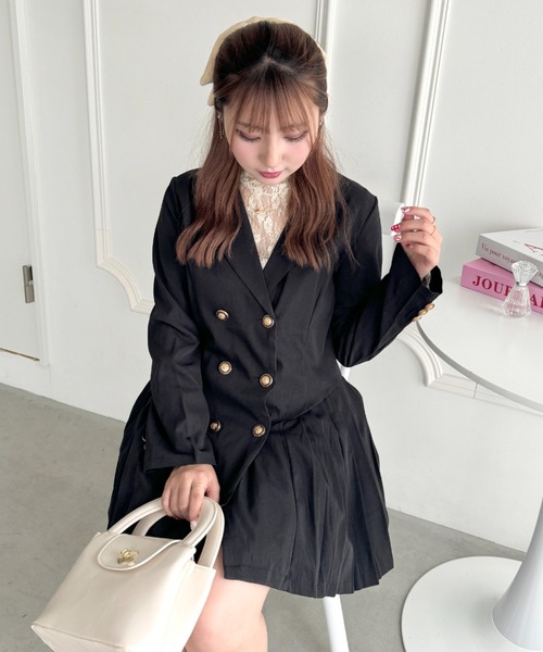 Loueme(ルエム)の「サイドプリーツジャケットワンピース(ワンピース・レディース・ブラック/グレー・FREE)」の8枚目の写真
