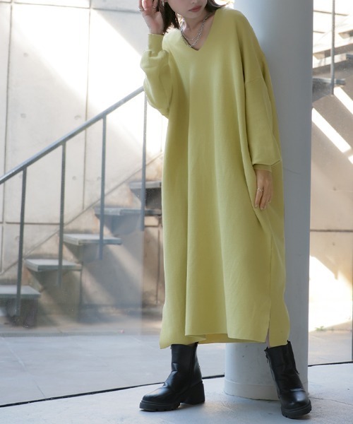 HUG.U（ハグユー）の「「コクーン型ワンピ」ニット（ワンピース・レディース・モカ/ブラック/ライトベージュ/スカイブルー/ペールイエロー/オレンジ・FREE）」の5枚目の写真