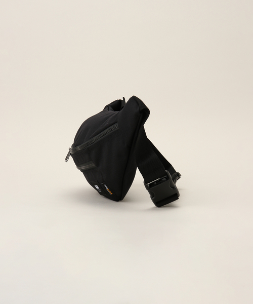 VANS(バンズ)の「【VANS / ヴァンズ】Cross Body Pack(ボディバッグ/ウエストポーチ・レディース・ブラック・FREE)」の18枚目の写真