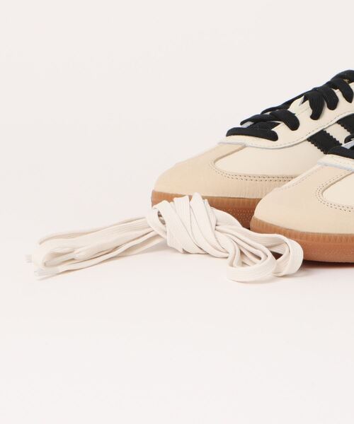 ADAM ET ROPE'(アダムエロペ)の「【adidas/アディダス】SAMBA OG W(スニーカー・メンズ・ホワイト系その他2・26.5cm/27.5cm/28.5cm)」の2枚目の写真