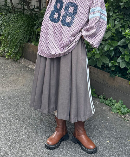 CIAOPANIC（チャオパニック）の「サイドラインプリーツミドルスカート（スカート・レディース・グレー/ネイビー・ONE SIZE）」の5枚目の写真