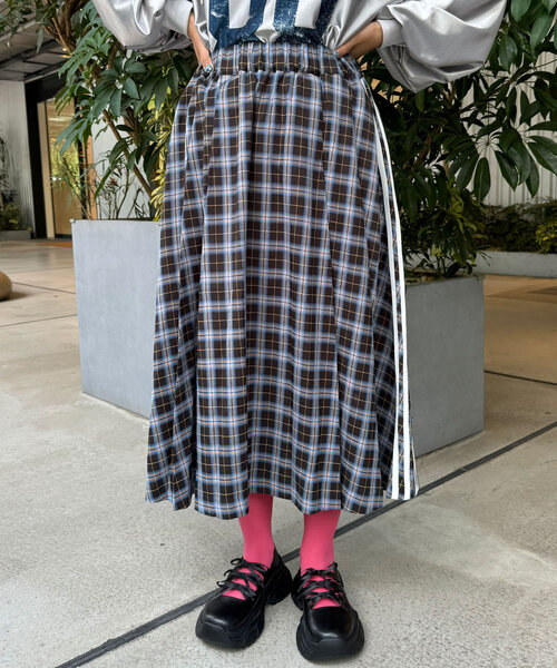 CIAOPANIC（チャオパニック）の「サイドラインプリーツミドルスカート（スカート・レディース・グレー/ネイビー・ONE SIZE）」の19枚目の写真