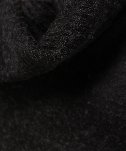 SIMONE LIST（シモーヌリスト）の「オフタートルプルオーバー（Tシャツ/カットソー・レディース・グレー/チャコールグレー・38）」の9枚目の写真