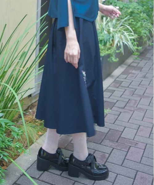 axes femme（アクシーズファム）の「ジャスミン刺繍スカート（スカート・レディース・ワイン/ブルーグリーン/ネイビー・FREE）」の4枚目の写真