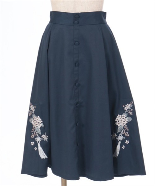 axes femme（アクシーズファム）の「ジャスミン刺繍スカート（スカート・レディース・ワイン/ブルーグリーン/ネイビー・FREE）」の7枚目の写真