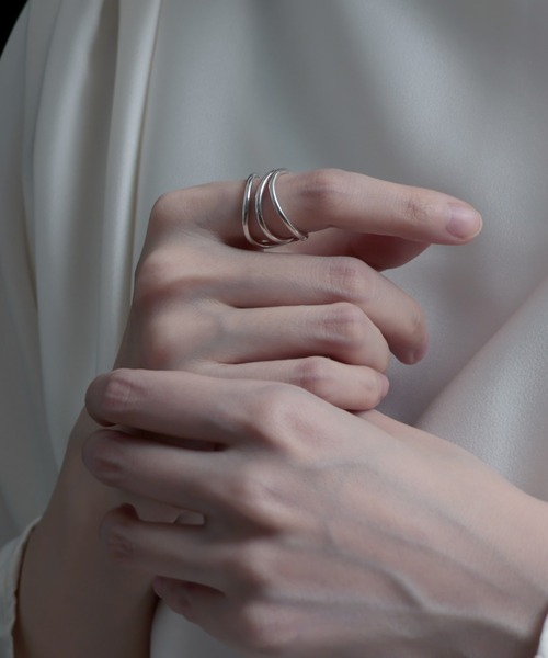 YArKA（ヤーカ）の「【YArKA/ヤーカ】entwined curvaceous design ring [ducube yuga2] / 絡み合う曲線美デザインリング（リング・メンズ・ゴールド/シルバー・#9/#13/#11/#15/#17/#19/#23/#21）」の20枚目の写真