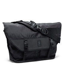 CHROME クローム ショルダーバッグ9L／メッセンジャーバッグ ブラック美品 CHROME クローム バッグ ショルダーバッグ 耐水 9L NEWSPAPER